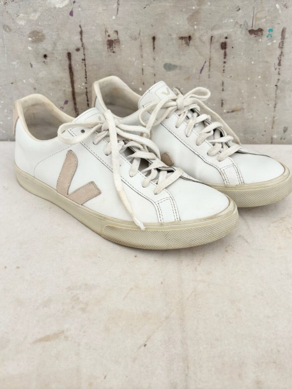 Vejas Campo Leather Sneakers